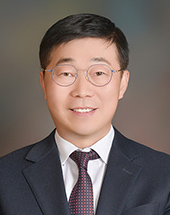 최형문 이사장님 사진